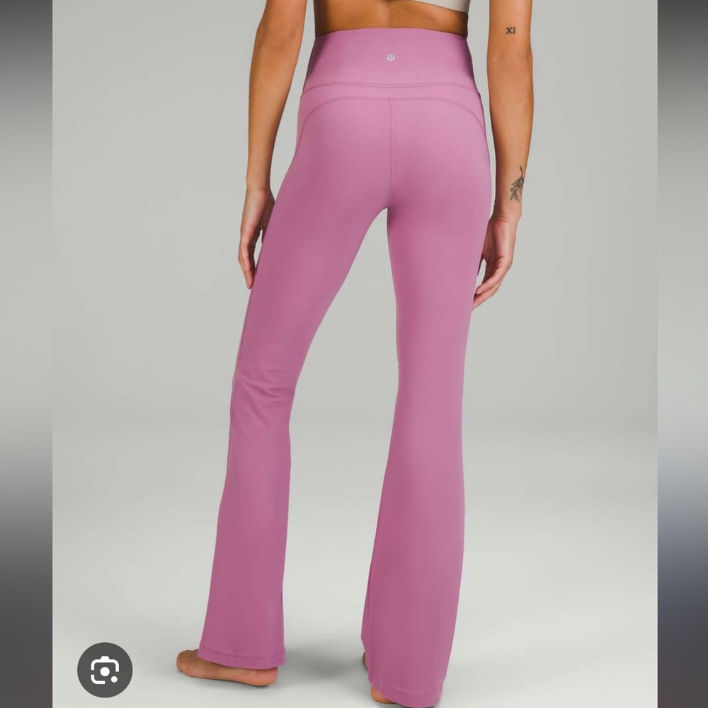 LULULEMON FLARE LEGGINGS 💖